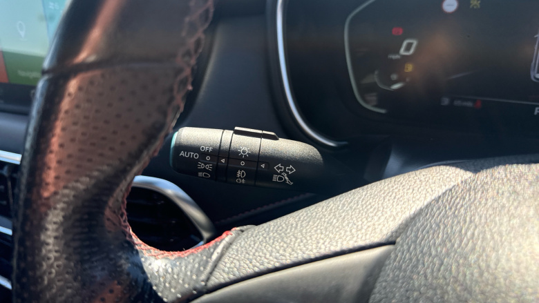 MG Hs 1.5 T-GDI Excite 5dr DCT Petrol Hatchback